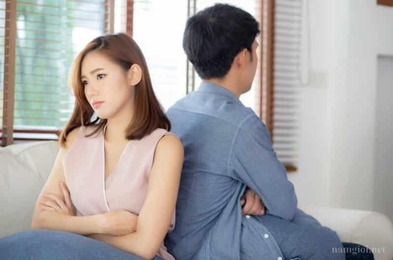 Cách Cư Xử Khi Bạn Gái Giận Dỗi – Giữ Hòa Khí Hiệu Quả